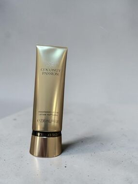 Victoria's Secret Coconut Passion Lotion -8oz